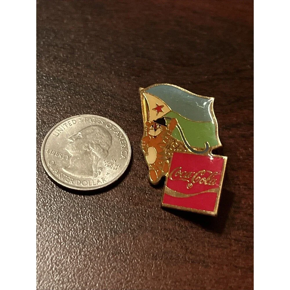 Vintage 1988 Seoul Olympics Coca Cola Hodori Tiger Djibouti Flag‎ Lapel Pin